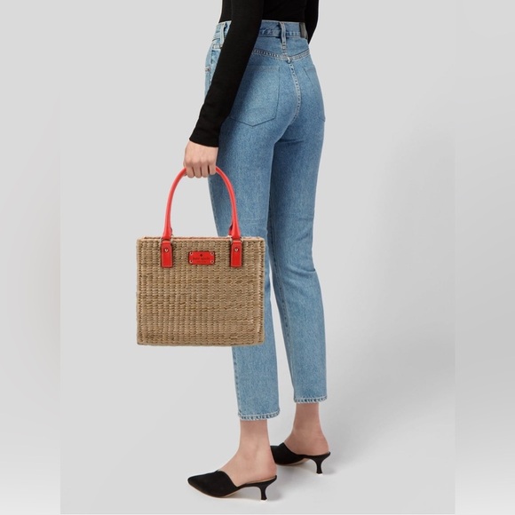 Kate Spade New York Wicker Bucket Bag | Straw Bag | Straw Bucket Bag | Tote Bag - Picture 2 of 16